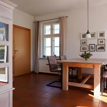 Jasmundhus Neddesitz